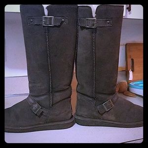 Bearpaw boots